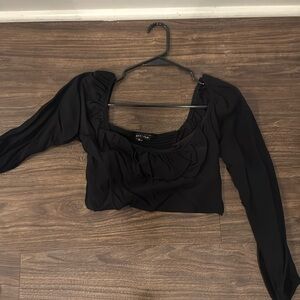 Kendall and Kylie Cropped black shirt